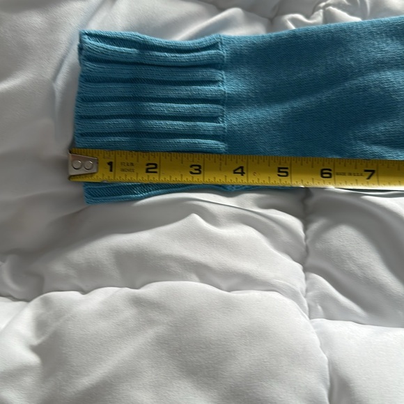 Neve Colorful Zipper Sweater - Picture 8 of 8